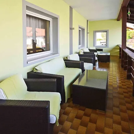 Gemuetliches In Ruhelage Apartamento